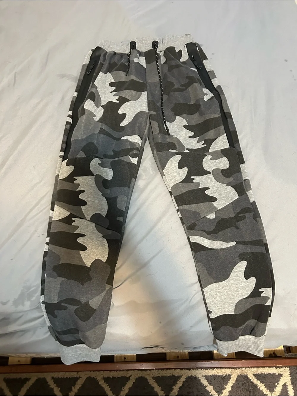 Kids' Gray Camo Jogger Pants - Comfortable Everyday Bottoms
